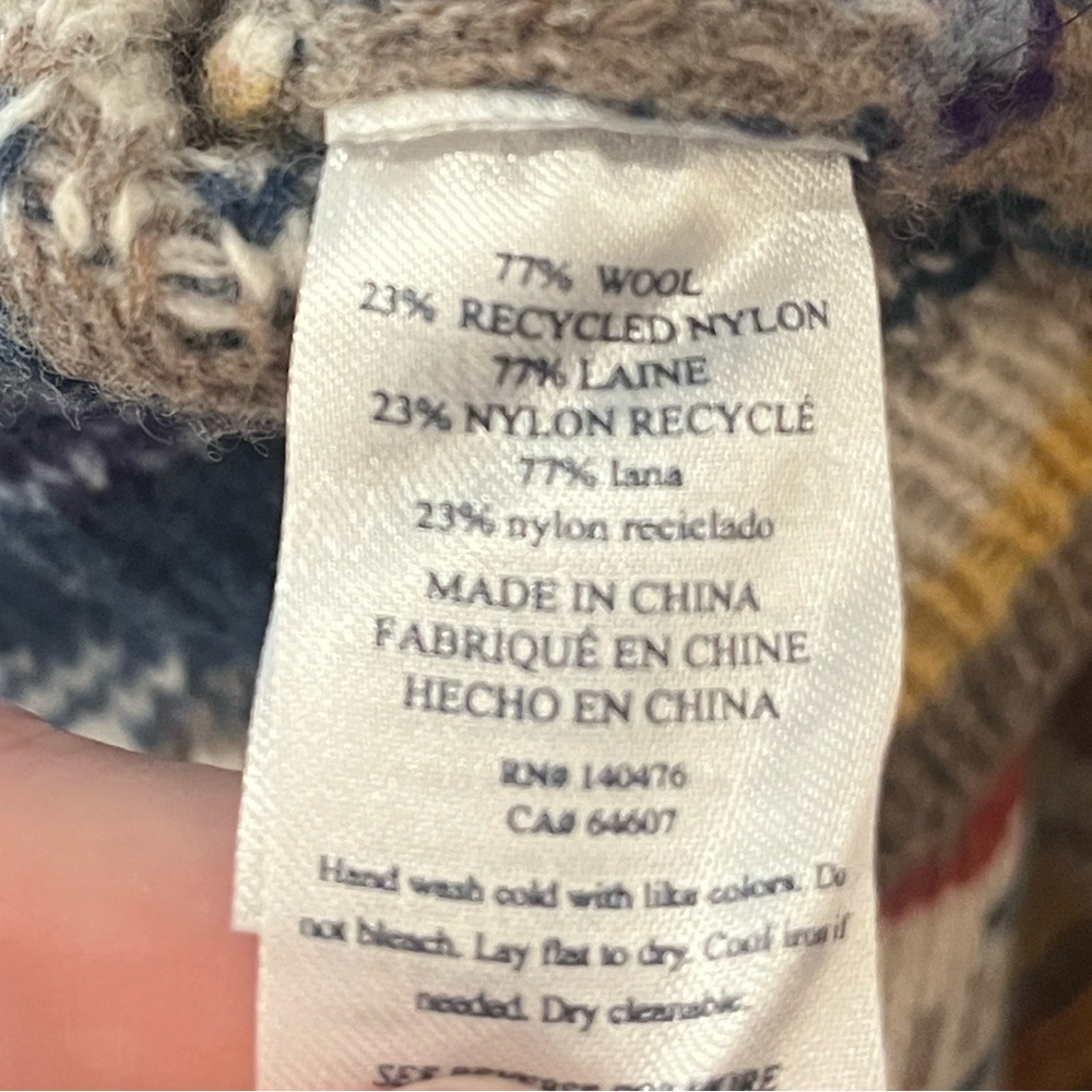 Faherty Sweater - image 5